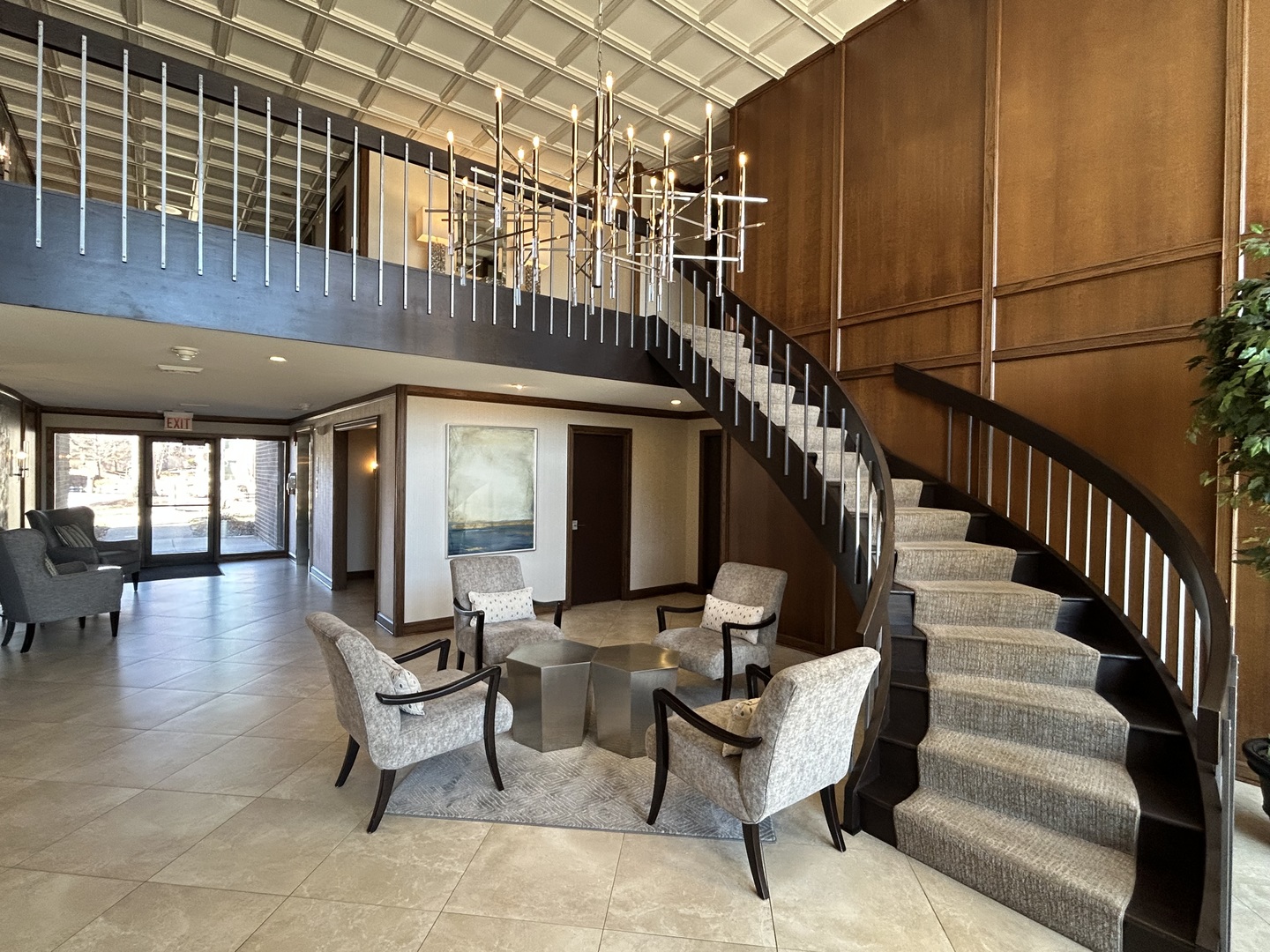 1 Oak Brook Club Drive A105