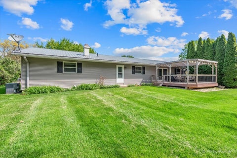 Tiny photo for 5284 Lawrence Drive, Kirkland, IL 60146 (MLS # 12642443)