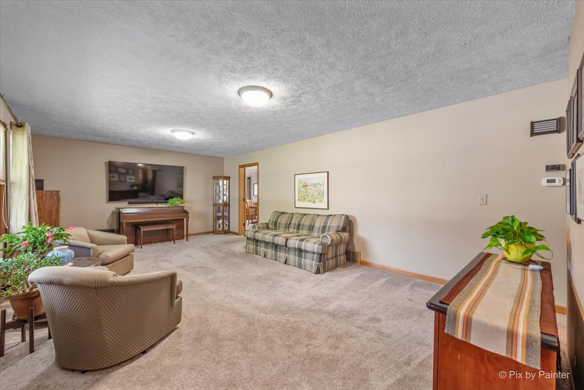 5284 Lawrence Drive
