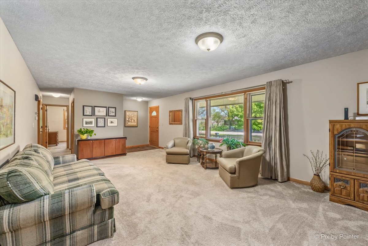5284 Lawrence Drive