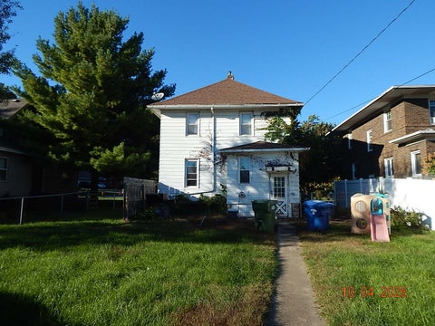 Tiny photo for 845 3rd Avenue S, Clinton, IA 52732 (MLS # 12794685)