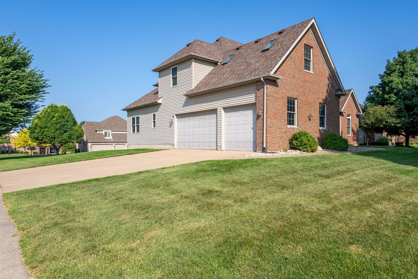 6404 Forest Road