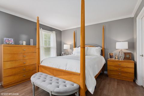 Tiny photo for 565 Shorely Drive #202, Barrington, IL 60010 (MLS # 12369888)