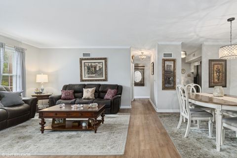 Tiny photo for 565 Shorely Drive #202, Barrington, IL 60010 (MLS # 12369888)