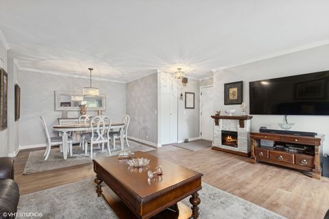 Tiny photo for 565 Shorely Drive #202, Barrington, IL 60010 (MLS # 12369888)