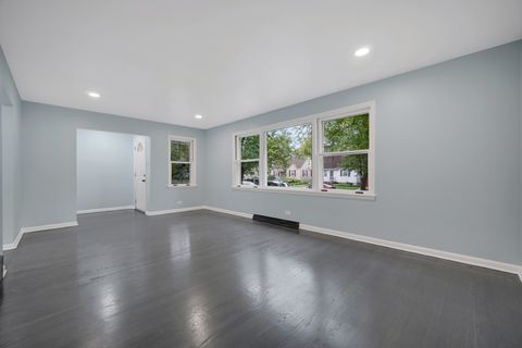 Tiny photo for 539 E 147th Place, Harvey, IL 60426 (MLS # 12499071)