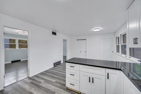 Tiny photo for 539 E 147th Place, Harvey, IL 60426 (MLS # 12499071)