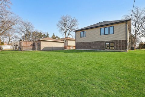 Tiny photo for 11520 S Leclaire Avenue, Alsip, IL 60803 (MLS # 12568035)