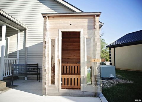 Tiny photo for 12972 Whipporwill Lane, Creal Springs, IL 62922 (MLS # EB460183)