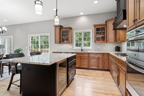 Tiny photo for 4037 Ashwood Park Court, Naperville, IL 60564 (MLS # 12719839)