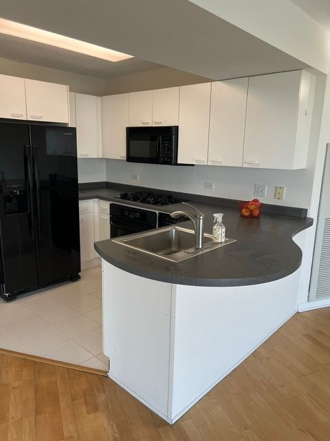 Tiny photo for 1720 Maple Avenue #1170, Evanston, IL 60201 (MLS # 12431062)