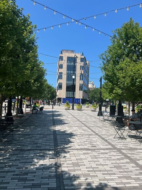 Tiny photo for 1720 Maple Avenue #1170, Evanston, IL 60201 (MLS # 12431062)