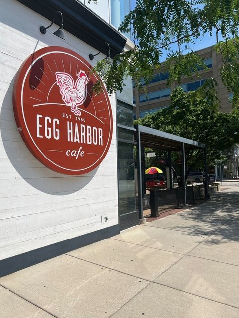 Tiny photo for 1720 Maple Avenue #1170, Evanston, IL 60201 (MLS # 12431062)