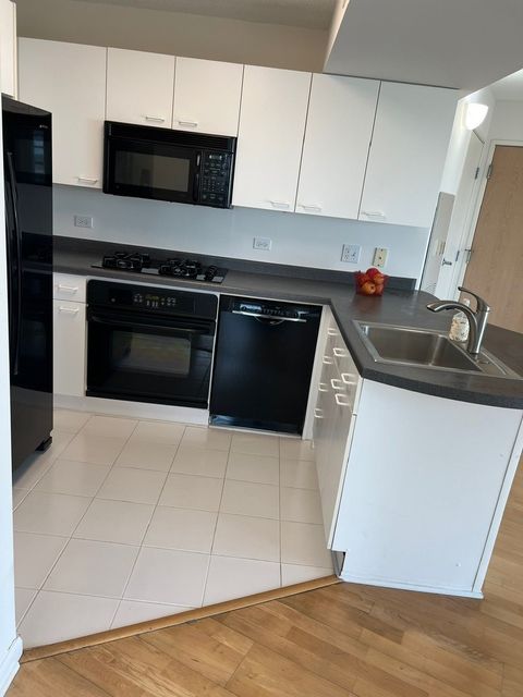 Tiny photo for 1720 Maple Avenue #1170, Evanston, IL 60201 (MLS # 12431062)