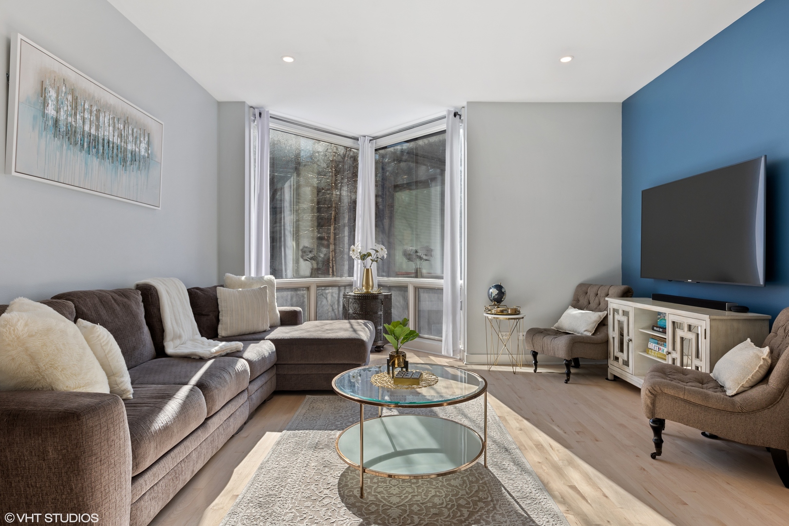 1240 W COTTAGE Place