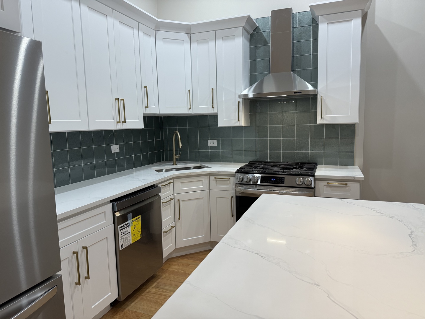 912 N Ashland Avenue 1A