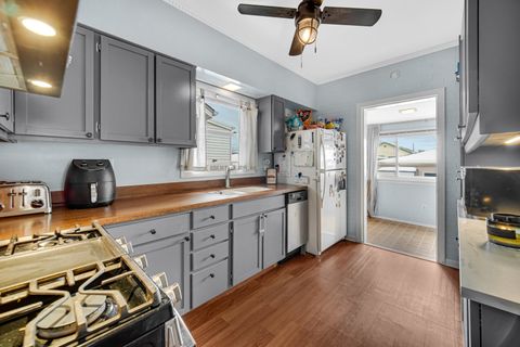 Tiny photo for 5531 W Grace Street, Chicago, IL 60641 (MLS # 12532387)