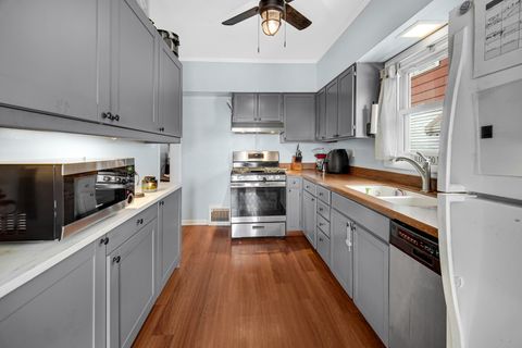 Tiny photo for 5531 W Grace Street, Chicago, IL 60641 (MLS # 12532387)