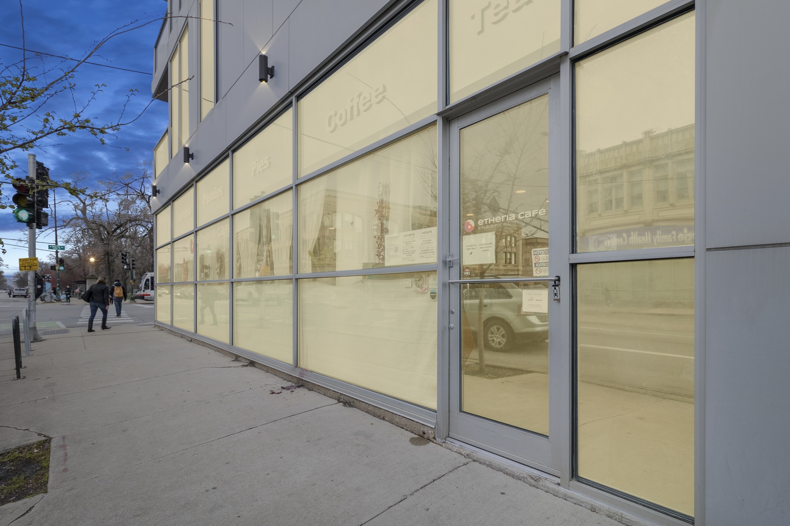 2800 W North Avenue