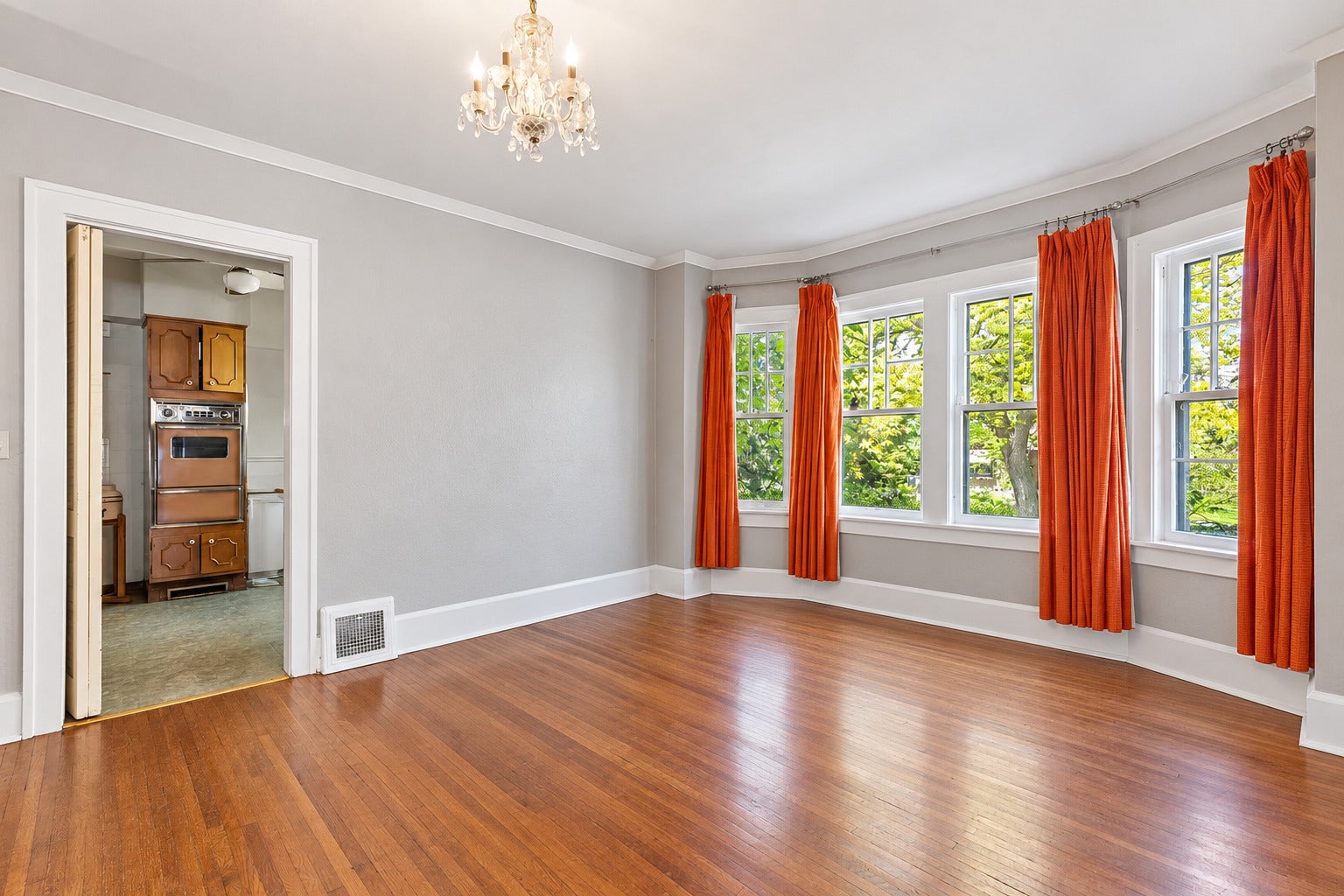 224 N Prospect Street 1