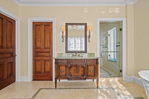 Tiny photo for 123 OXFORD Road, Kenilworth, IL 60043 (MLS # 12561462)