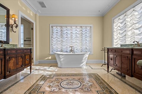 Tiny photo for 123 OXFORD Road, Kenilworth, IL 60043 (MLS # 12561462)