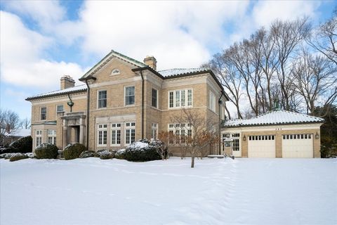 Tiny photo for 123 OXFORD Road, Kenilworth, IL 60043 (MLS # 12561462)