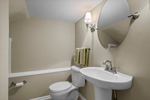 Tiny photo for 123 OXFORD Road, Kenilworth, IL 60043 (MLS # 12561462)