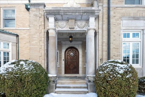 Tiny photo for 123 OXFORD Road, Kenilworth, IL 60043 (MLS # 12561462)