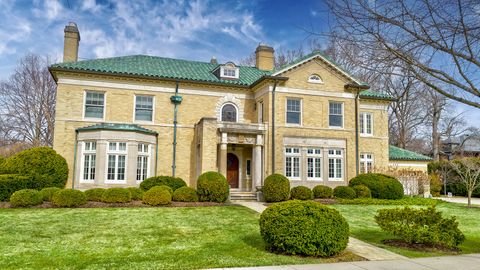 Tiny photo for 123 OXFORD Road, Kenilworth, IL 60043 (MLS # 12561462)