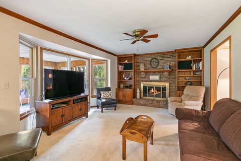 Tiny photo for 1045 Helen Drive, Algonquin, IL 60102 (MLS # 12642521)