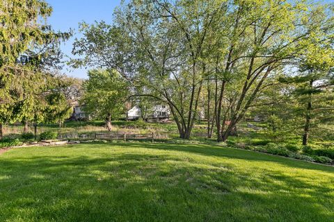 Tiny photo for 1045 Helen Drive, Algonquin, IL 60102 (MLS # 12642521)
