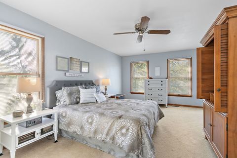 Tiny photo for 1045 Helen Drive, Algonquin, IL 60102 (MLS # 12642521)