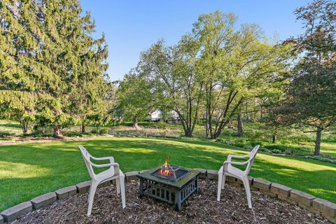 Tiny photo for 1045 Helen Drive, Algonquin, IL 60102 (MLS # 12642521)