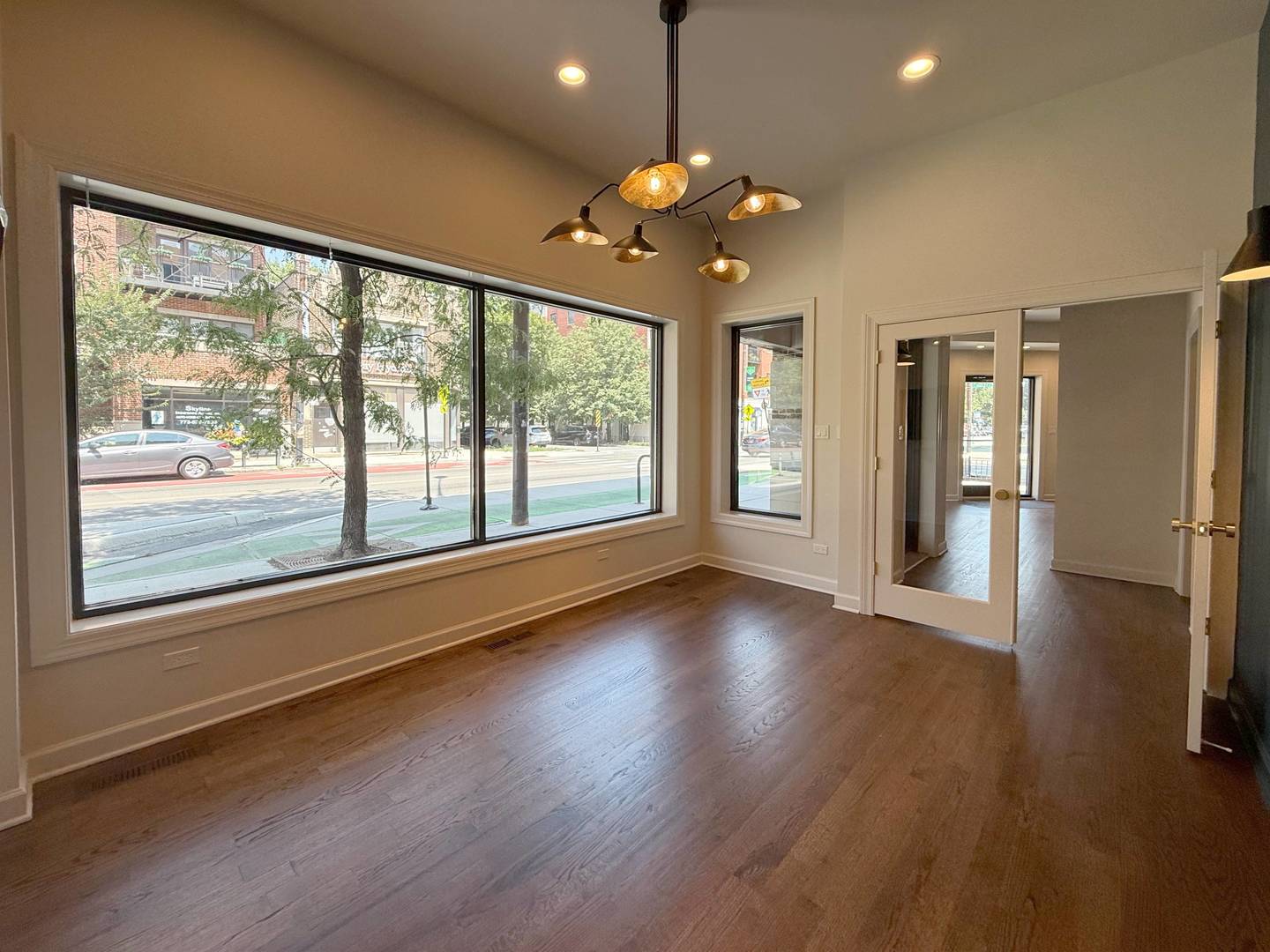 2301 W Belmont Avenue 1