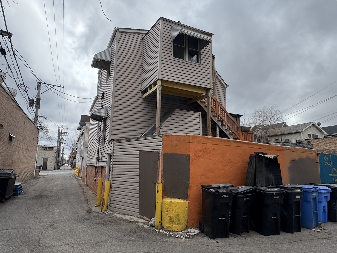 2814 W Fletcher Street