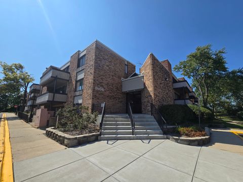 Photo of 1806 Hemlock Place #106, Schaumburg, IL 60173 (MLS # 12466746)