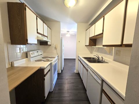 Tiny photo for 1806 Hemlock Place #106, Schaumburg, IL 60173 (MLS # 12466746)