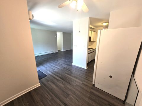Tiny photo for 1806 Hemlock Place #106, Schaumburg, IL 60173 (MLS # 12466746)