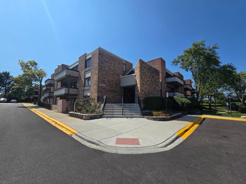 Tiny photo for 1806 Hemlock Place #106, Schaumburg, IL 60173 (MLS # 12466746)