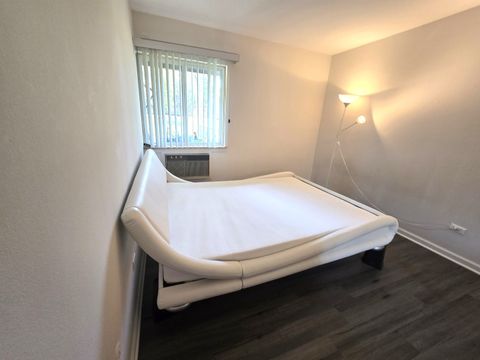 Tiny photo for 1806 Hemlock Place #106, Schaumburg, IL 60173 (MLS # 12466746)