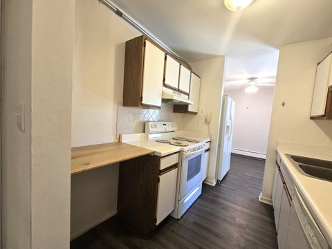 Tiny photo for 1806 Hemlock Place #106, Schaumburg, IL 60173 (MLS # 12466746)