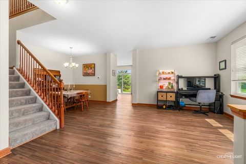 Tiny photo for 407 Bluegrass Parkway, Oswego, IL 60543 (MLS # 12622245)