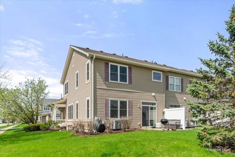 Tiny photo for 407 Bluegrass Parkway, Oswego, IL 60543 (MLS # 12622245)
