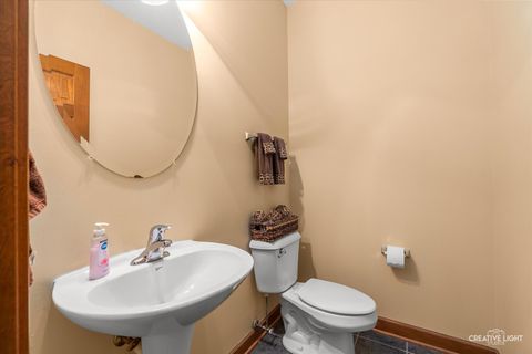 Tiny photo for 407 Bluegrass Parkway, Oswego, IL 60543 (MLS # 12622245)