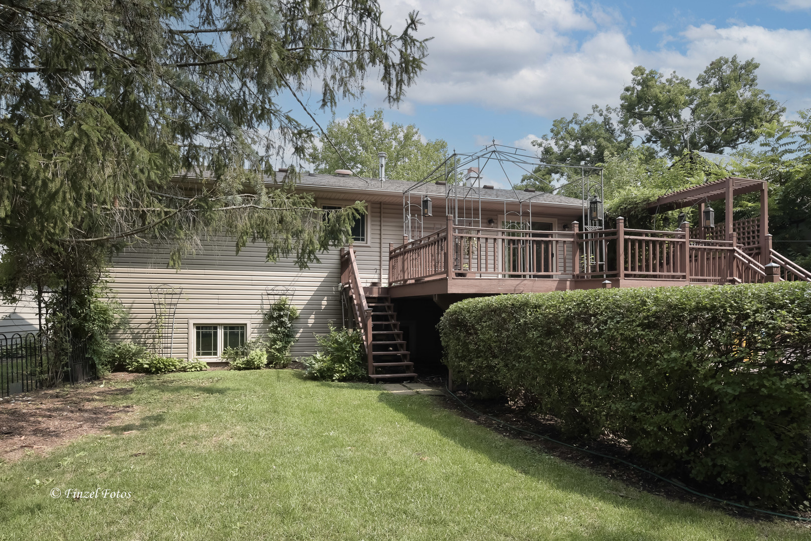 8609 Alden Road