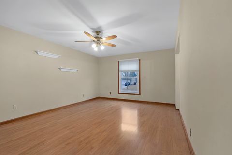 Tiny photo for 922 COVENTRY Lane, Crystal Lake, IL 60014 (MLS # 12585394)