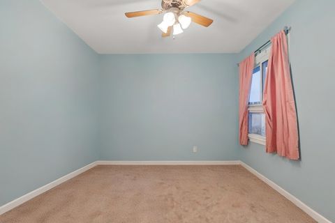 Tiny photo for 922 COVENTRY Lane, Crystal Lake, IL 60014 (MLS # 12585394)