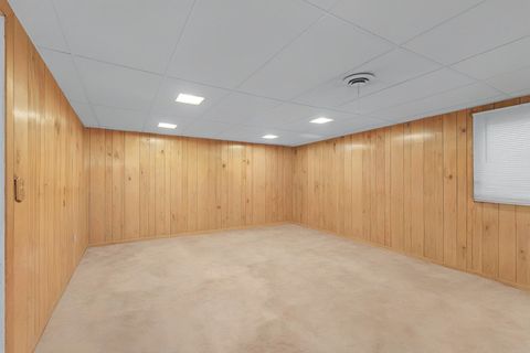 Tiny photo for 922 COVENTRY Lane, Crystal Lake, IL 60014 (MLS # 12585394)