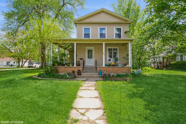 Photo 1 of 1 — 329 E Grant Highway, Marengo, IL 60152